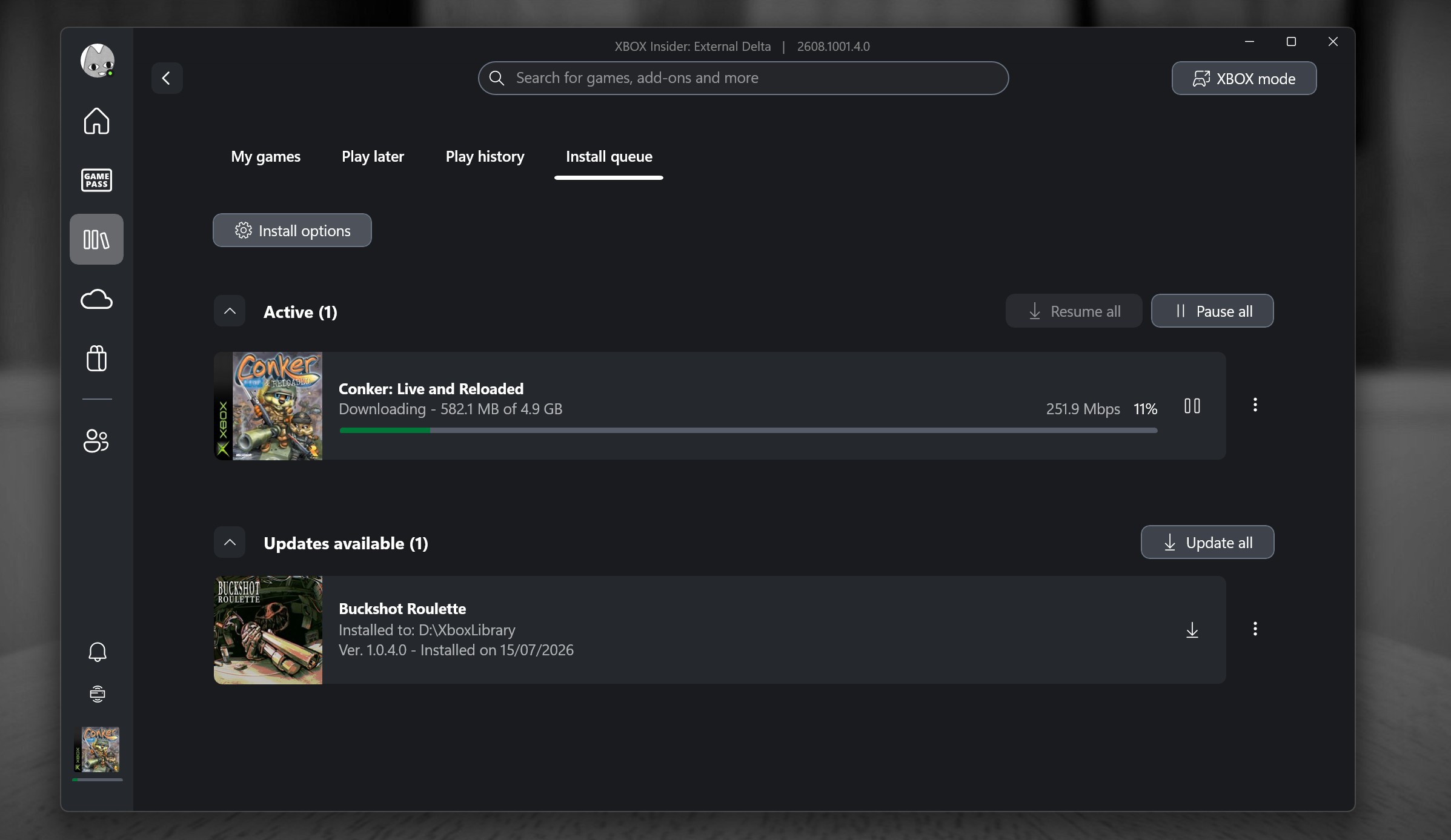 Screenshot of the Xbox app showing maxed out 250 mb/s download.