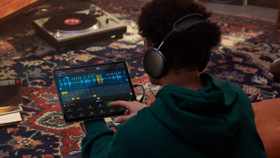 Logic Pro and Final Cut Pro being used on an iPad