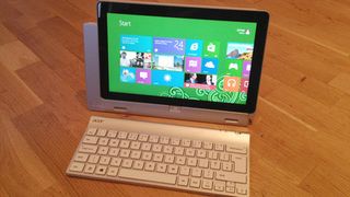 Acer Iconia W700 review