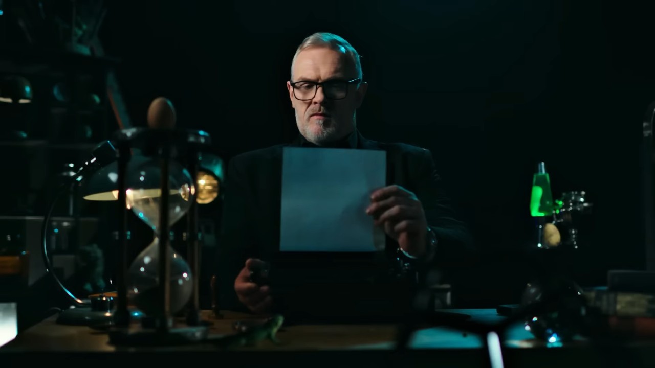 Greg Davies typing during the Taskmaster intro.