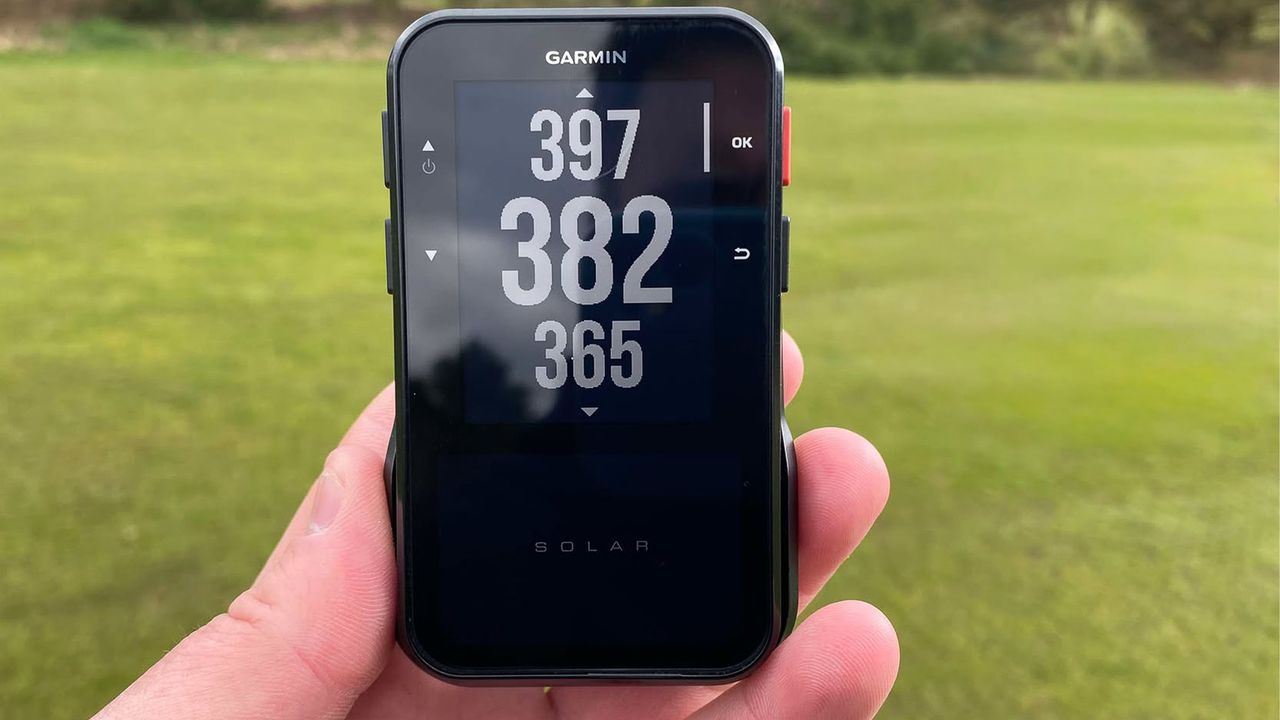 The Garmin Approach G20 Solar GPS in testers hand
