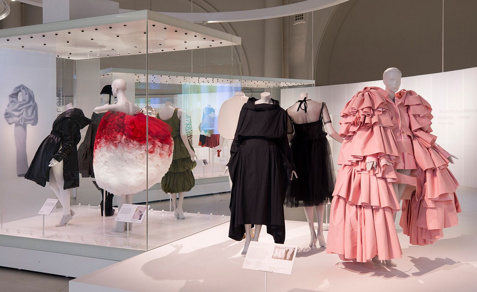 The V&a Pays Tribute To The Legacy And Genius Of Balenciaga 