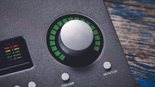 Close up of the volume knob on a Universal Audio Arrow audio interface