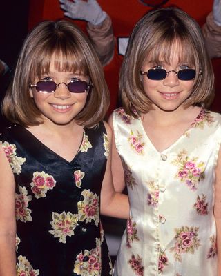 The Olsen twins sporting bob haircuts in 1997.