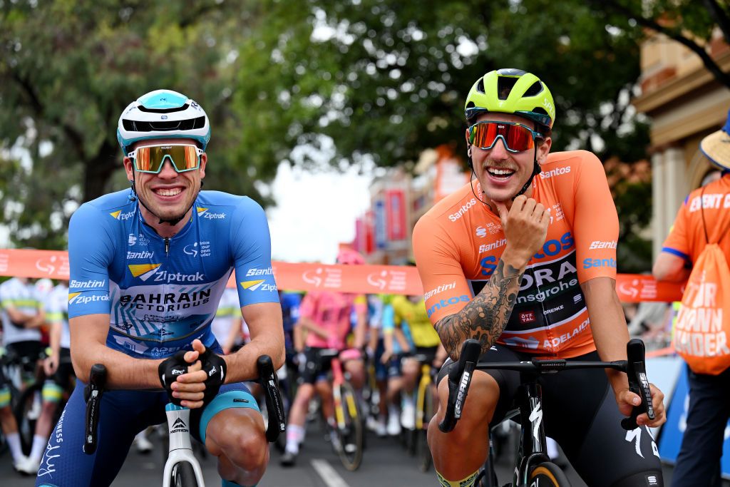 Smiles from Phil Bauhaus (Bahrain Victorious) and leader into the stage Sam Welsford (BORA-Hansgrohe) at the start