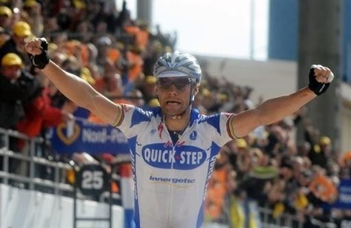 An ecstatic Tom Boonen takes the win in the Roubaix velodrome.