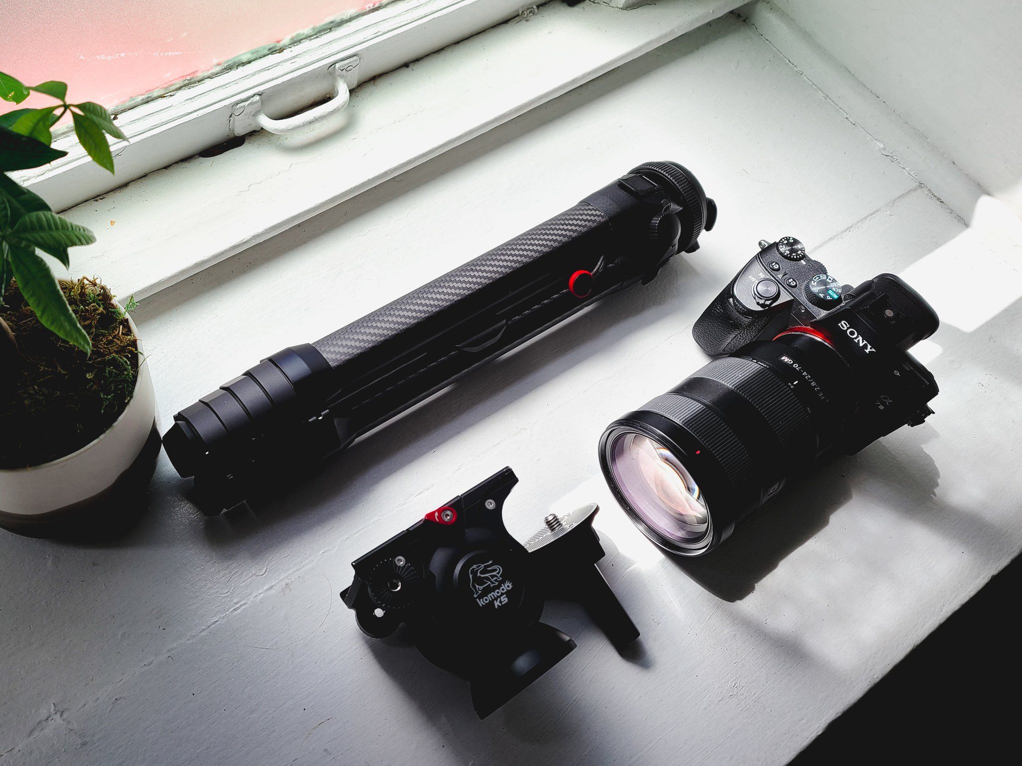 Peak Design Travel Tripod review: The nicest tripod you (probably