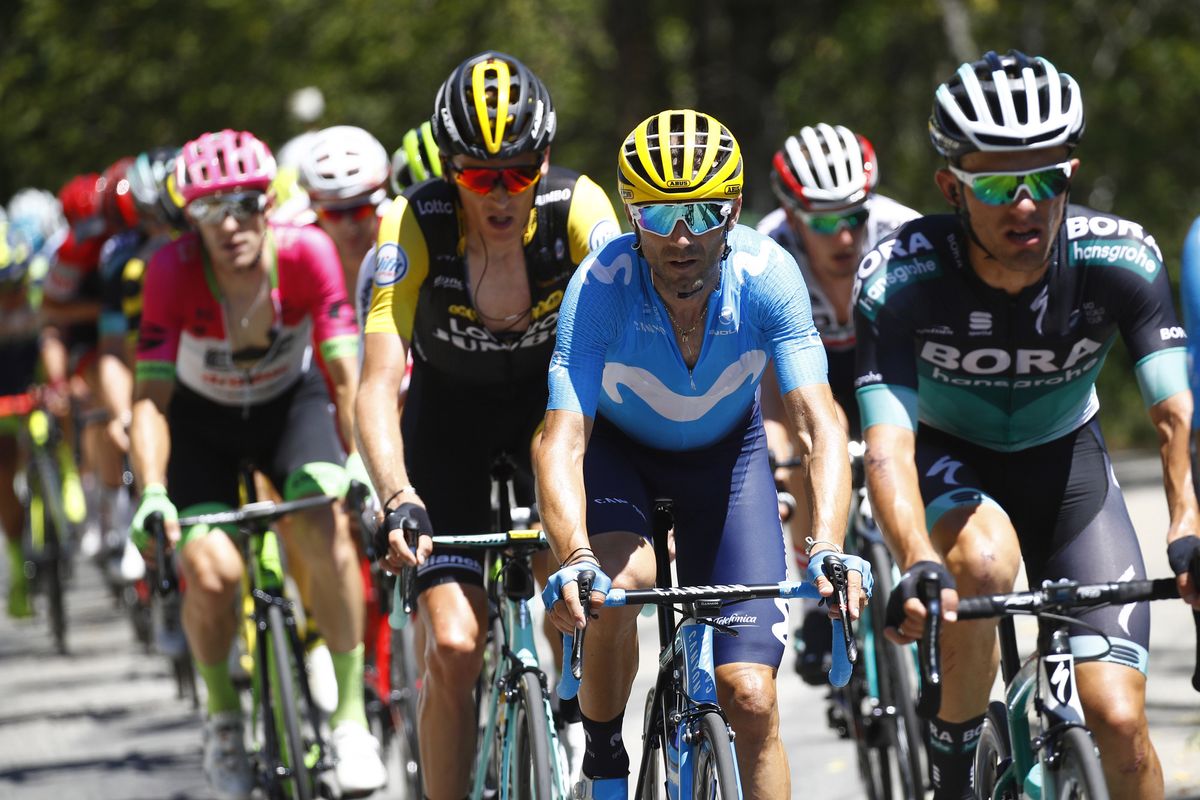 Steven Kruijswijk (LottoNl-Jumbo) leads the breakaway