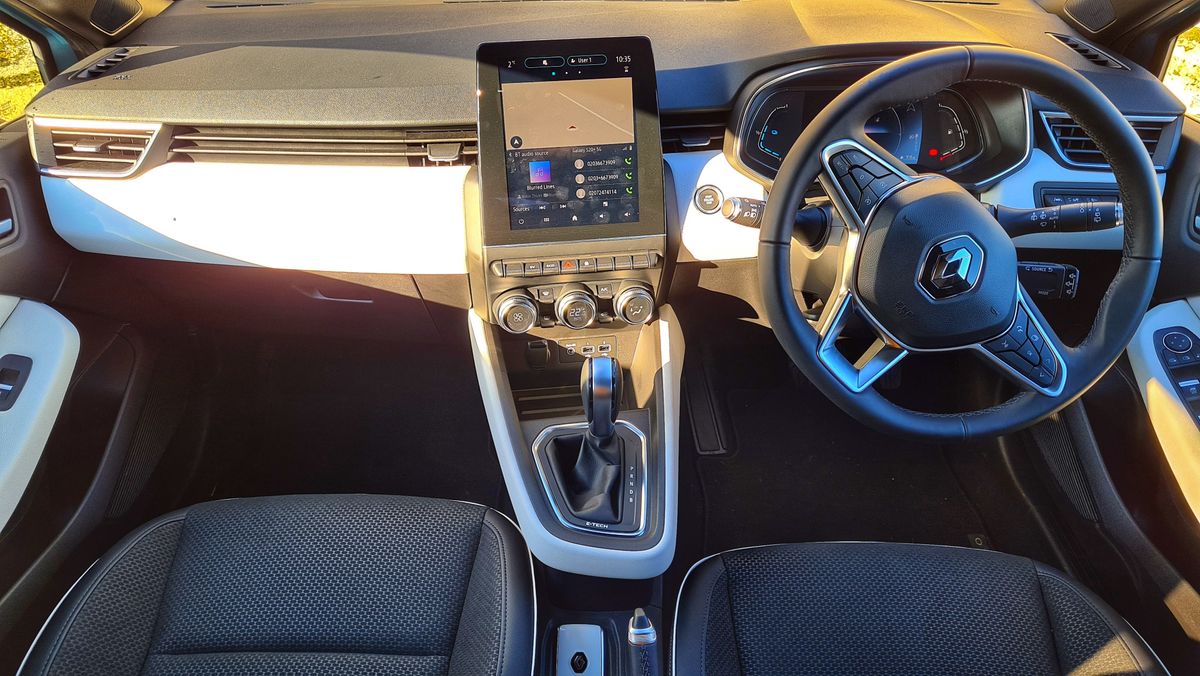 Renault Clio ETech Hybrid
