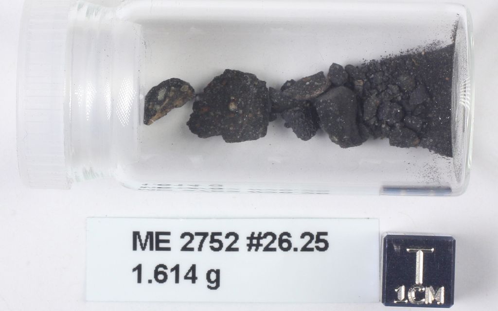 The Sun Had a Wild Youth. And These Blue Crystals Prove It. | Live Science