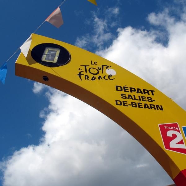 The start in Salies-du-B&eacute;arn