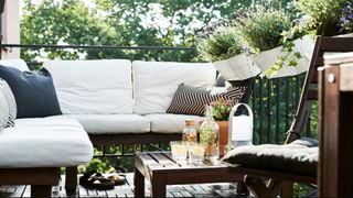 Balcony decor ideas: how to create a gorgeous outside space