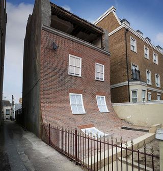 alex chinneck street art