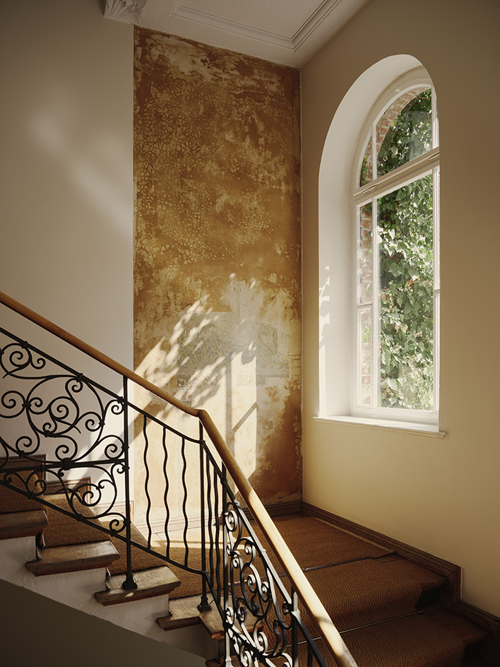BWGTBLD gallery and office interior, historic interior with lots of art and cosy but upmarket atmosphere