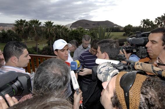 Alberto Contador was a popular subject for reporters questions.
