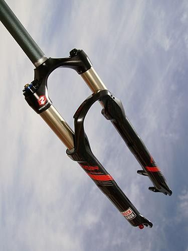 RockShox has wholly revamped the popular Reba for 2009.