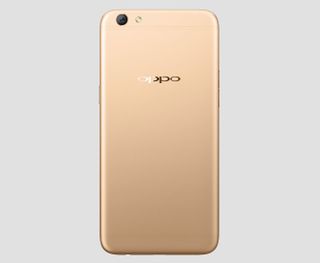The Oppo R9s Plus in Gold.