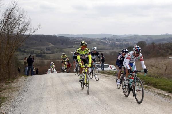 Giairo Ermeti (Androni Giocattoli) presses on.