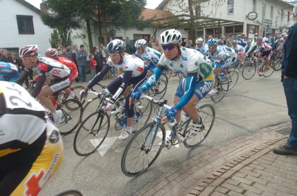 Mark Scanlon back in 2004, riding for AG2R