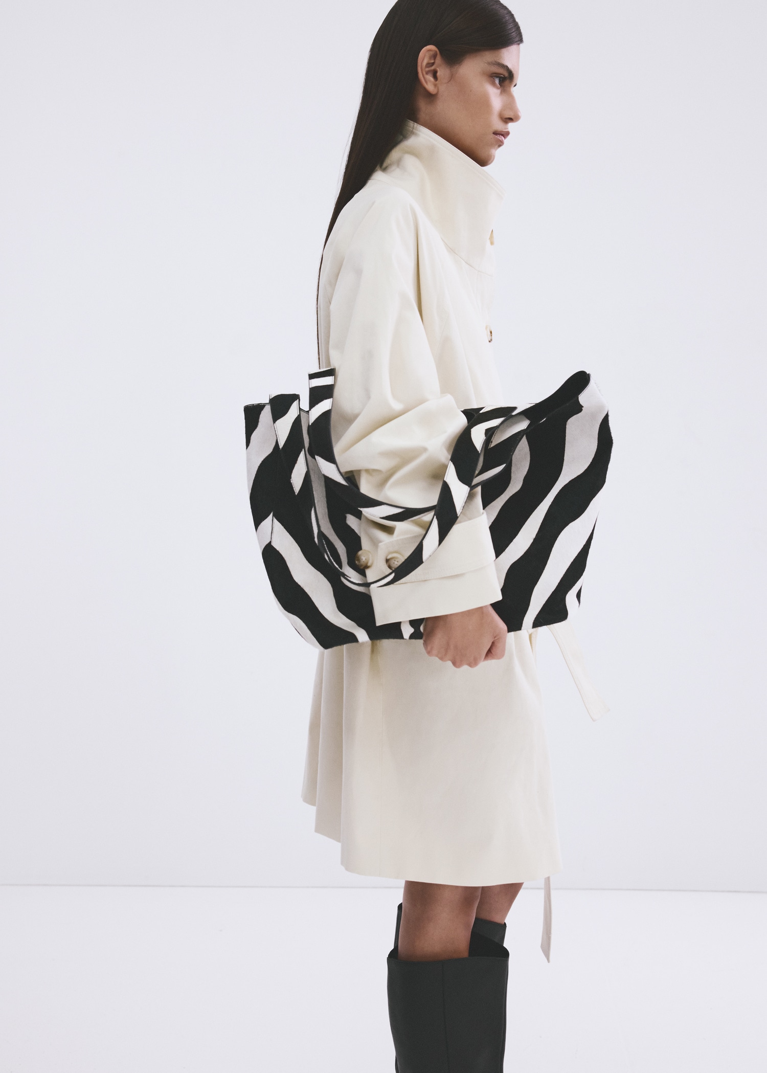 Leather and Fur Tote Bag - Women | Mango United Kingdom