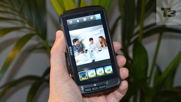 Nikon Coolpix S800C review