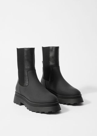 Lined Leather Chelsea Boots