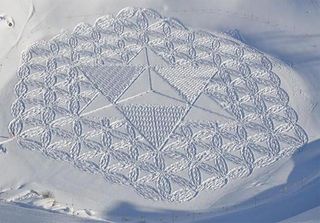 geometric snow patterns