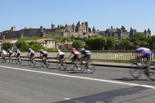The bunch had the honour of five finishing laps in the capital of Aude - Carcassone, passing below the ancient city five times.