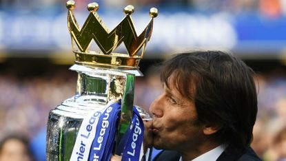 Antonio Conte, Chelsea, Premier League trophy