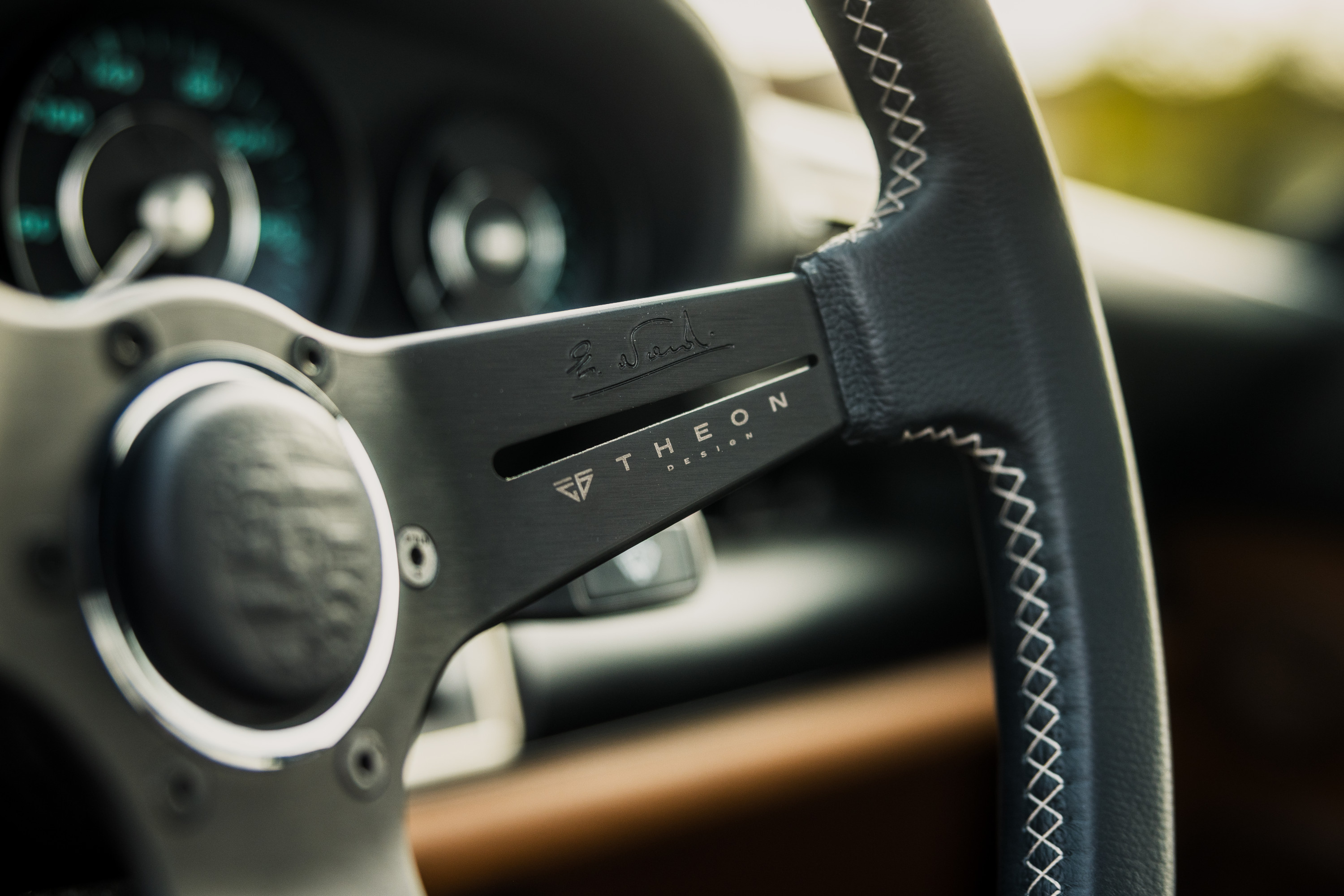 Porsche 911 by Theon Design interior details