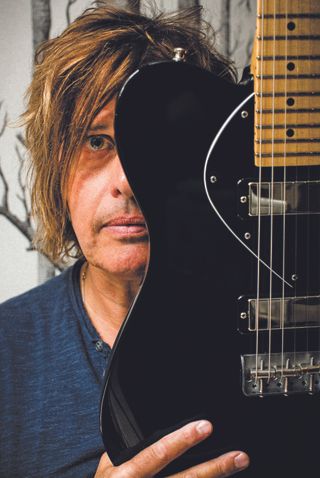Stone Temple Pilots guitarist Dean DeLeo