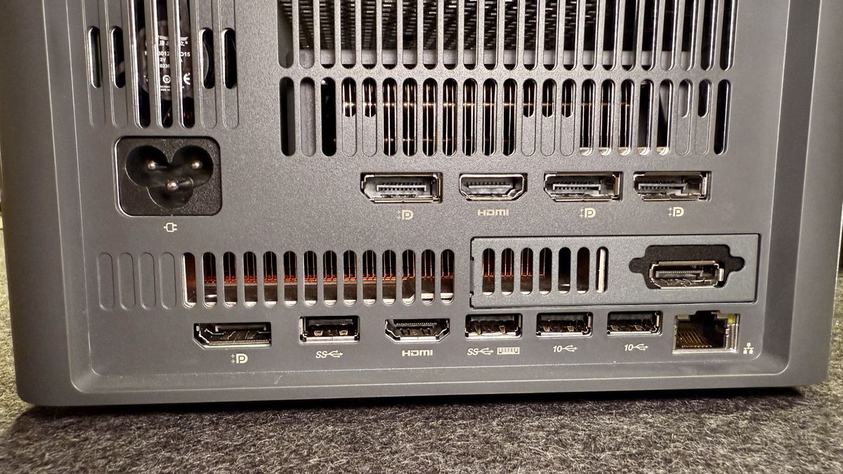 Lenovo ThinkCentre Neo Ultra