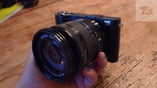 Samsung NX210 review