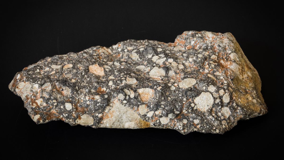 Meteorite crash-lands in woman’s bed in Canada