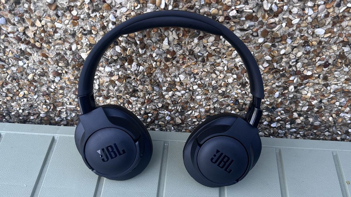 The JBL Live 770NC stole the show at CES 2024