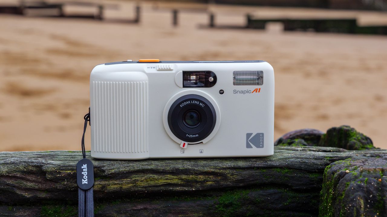  I tested Kodak's cheap and pocketable film camera, and it's packed with retro-futuristic charm 