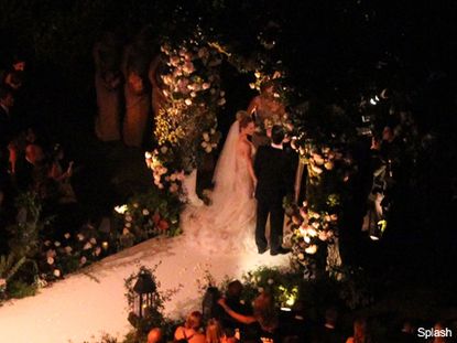 WEDDING PICS! Hilary Duff marries Mike Comrie - dress, bride, bridal, aisle, ceremony, see, pics, celebrity, news, actress, nuptials, gown, Marie Claire