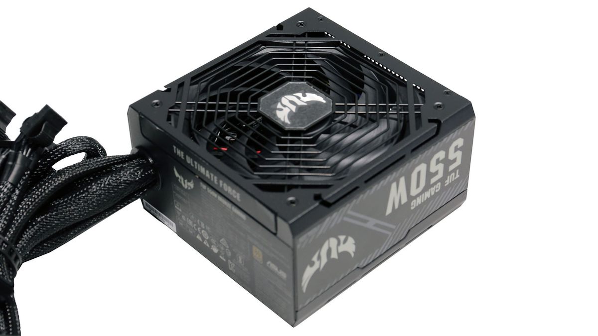 Asus TUF Gaming 550W Bronze PSU review: Long warranty, decent