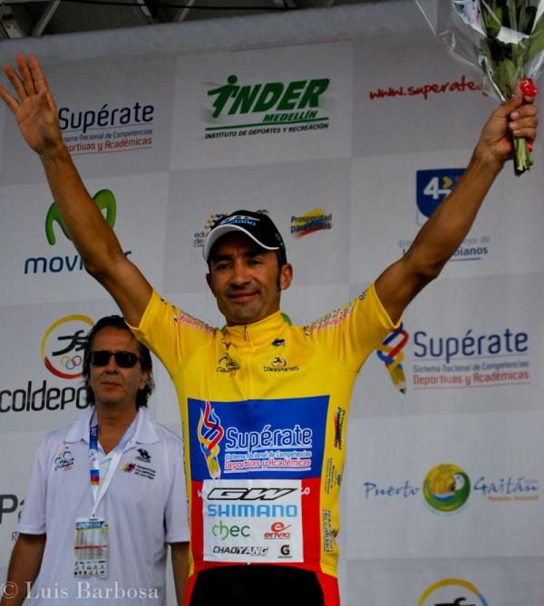 Felix Cardenas in the yellow leaders jersey