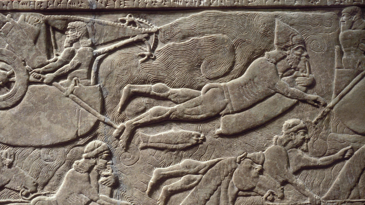 Assyrian swimmers: 2,900-year-old carving of soldiers using inflatable goat skins to cross a river