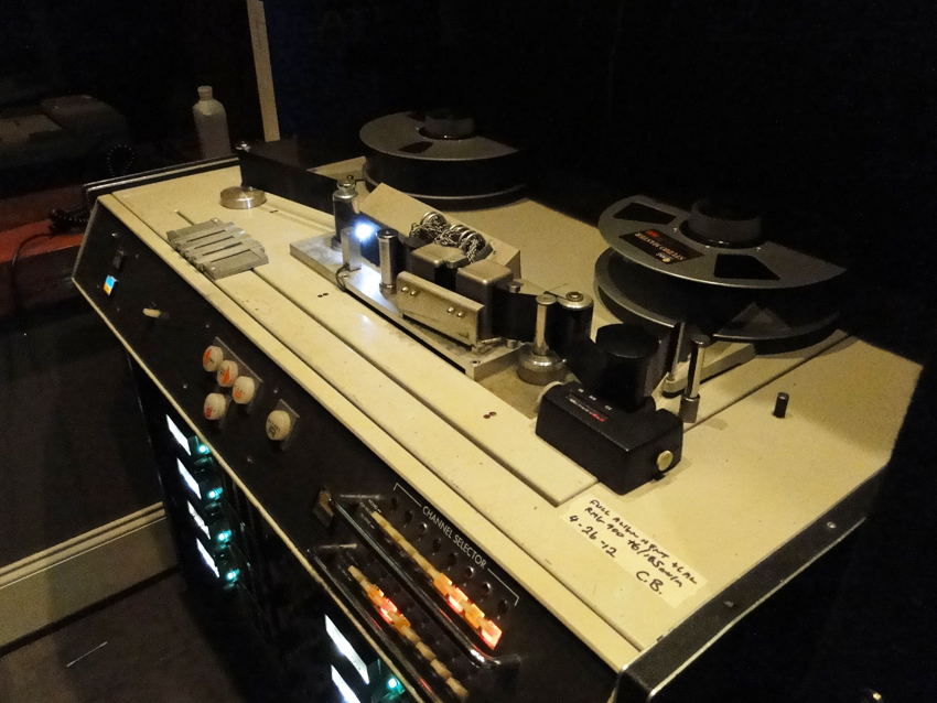 Tape Room - the Ampeg MM-1000