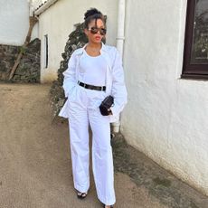 @slipintostyle wearing an all-white summer outfit