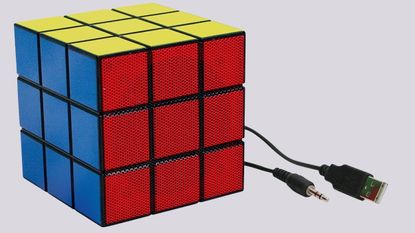November 2012: Rubik Speaker