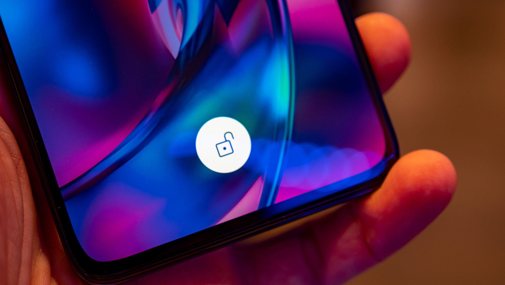 The under-display fingerprint sensor on the Motorola Edge (2022)