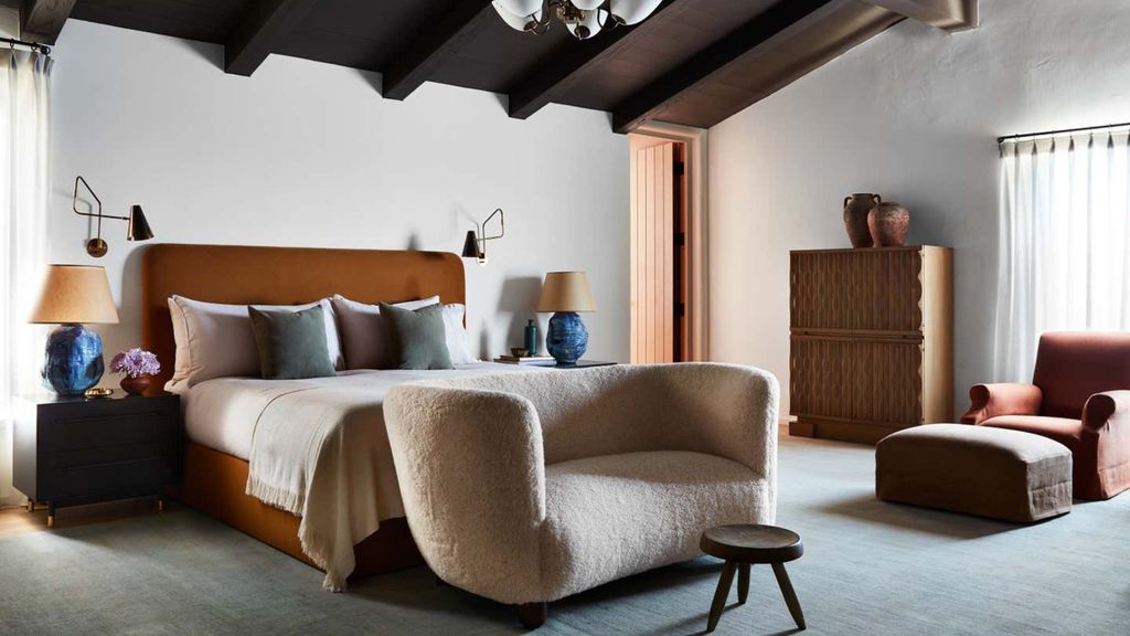 10 bedroom essentials every space should have in them | Livingetc