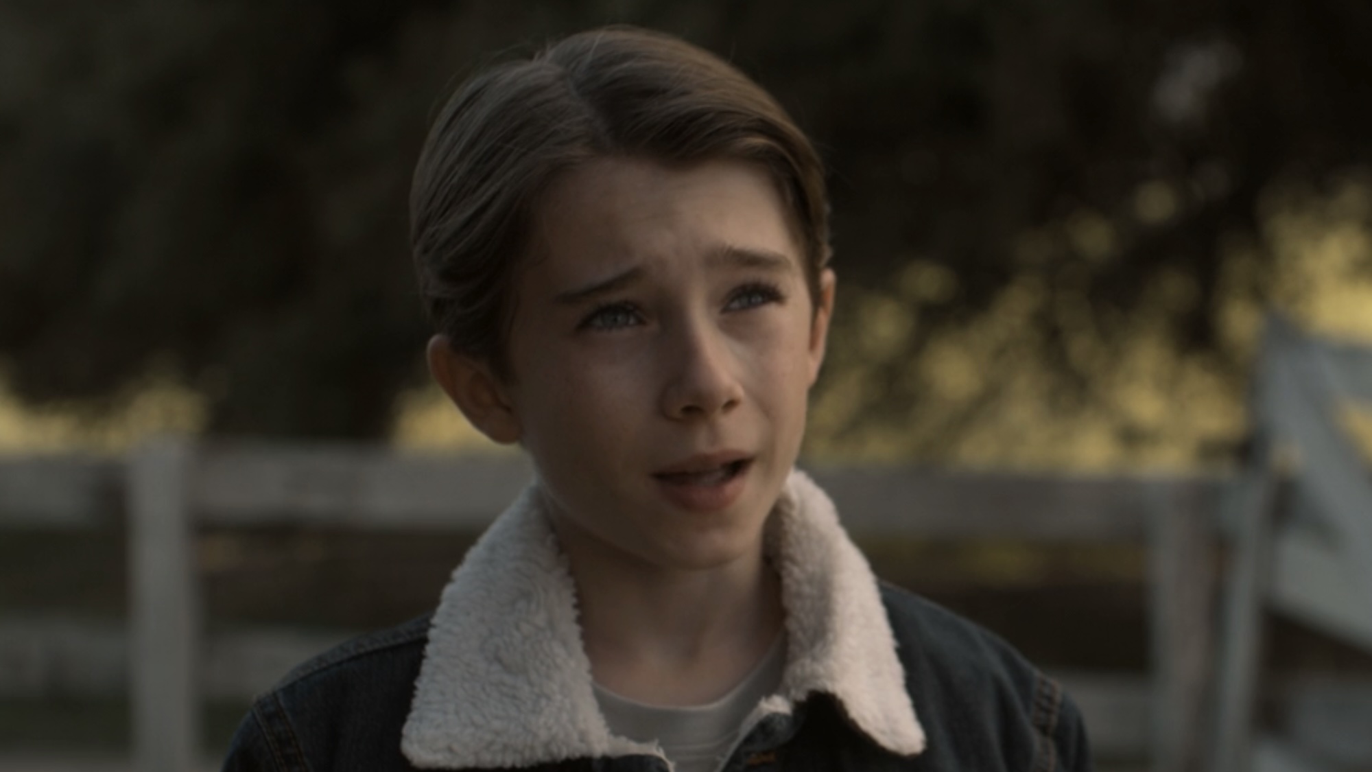 Noah talking to Zoe in Lanterns Episode 5