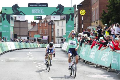 Lotte Kopecky wins stage 2 of the Tour of Britain women