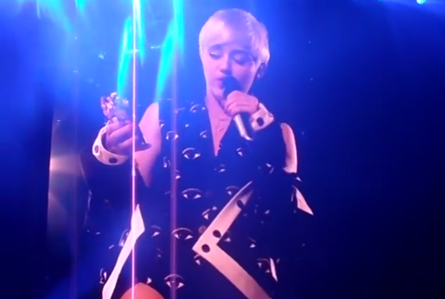 Miley Cyrus&amp;#039; mid-song selfie was the least offensive part of her dismal Smiths cover