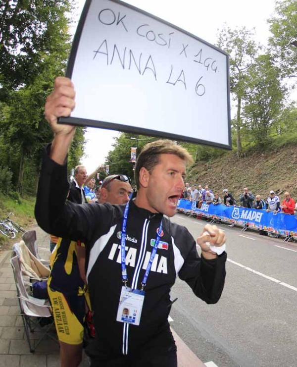 The Italian team communicated with a whiteboard