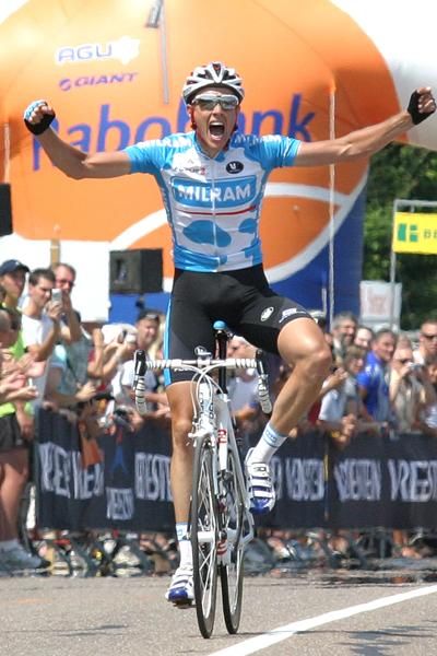 Niki Terpstra takes the Dutch national title.